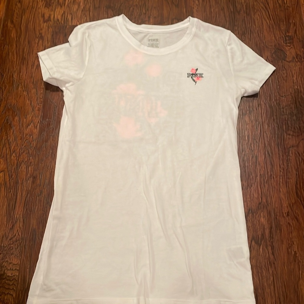PINK Victoria’s Secret t-shirt